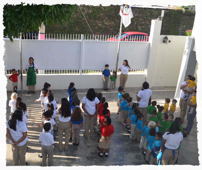 acto de bandera colegio piaget